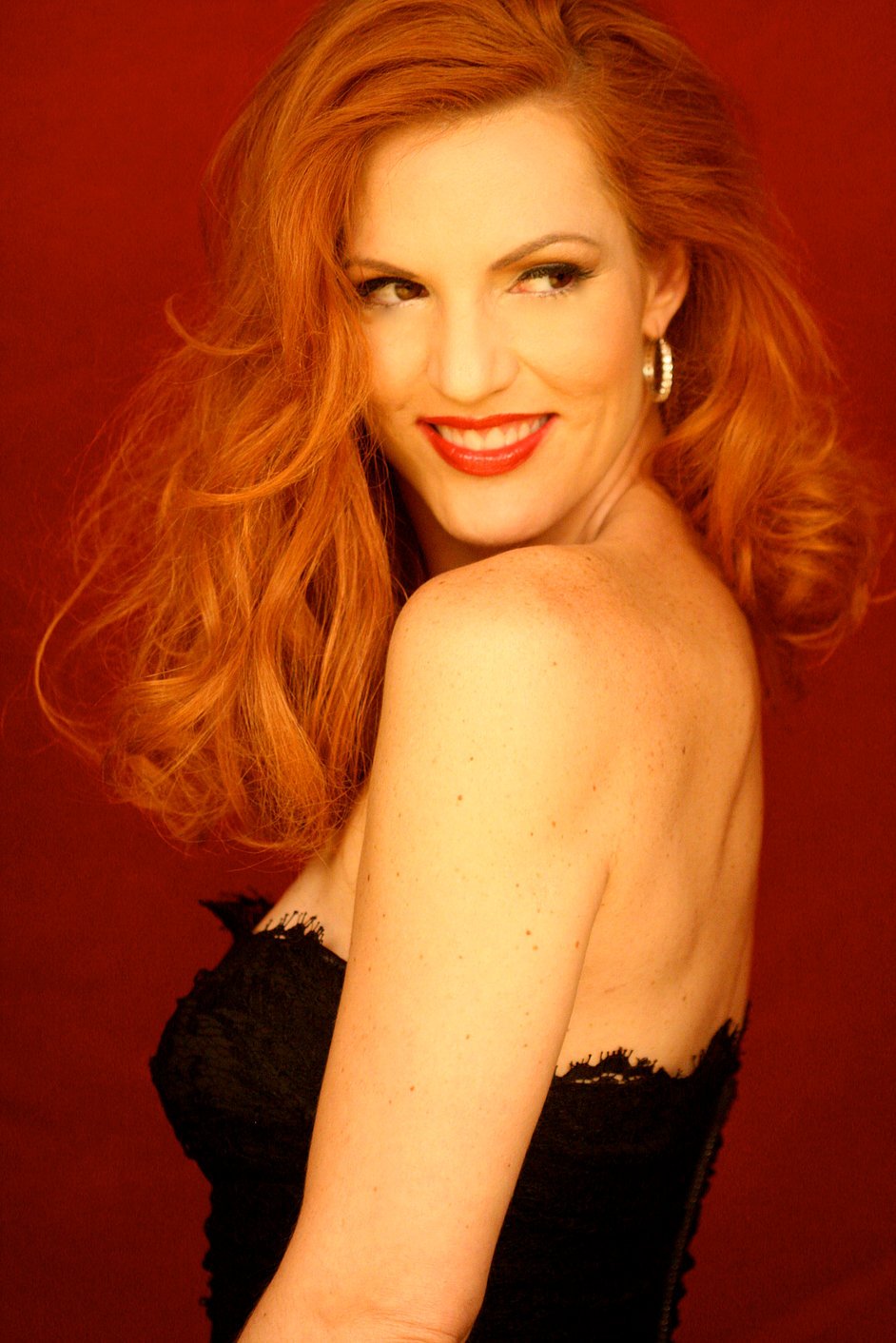 Quinn Lemley: The Dazzling Diva Who Keeps Reinventing Glamour